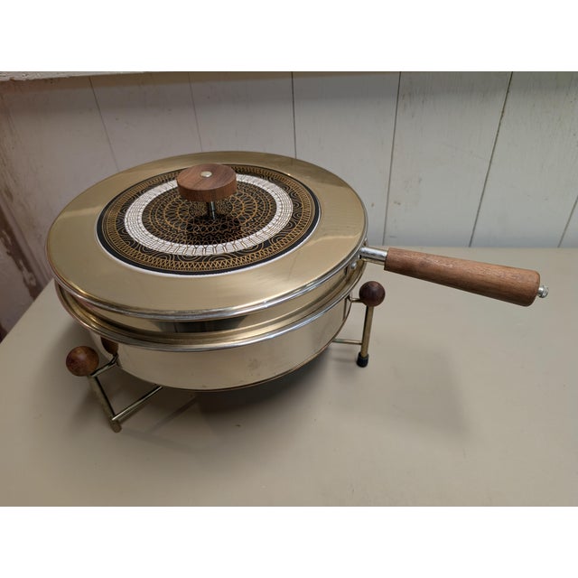 Mid-Century Modern Mid 20th Century Hollywood Regency Black Gold Dorothy Draper Style Food Chafing Dish Warmer & Skillet Set For Sale - Image 3 of 8