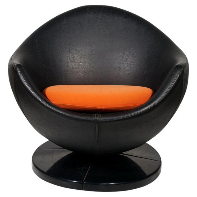 Model Mars Swivel Lounge Chairs by Guariche for Meurop, 1960, Set of 3 For Sale - Image 17 of 17