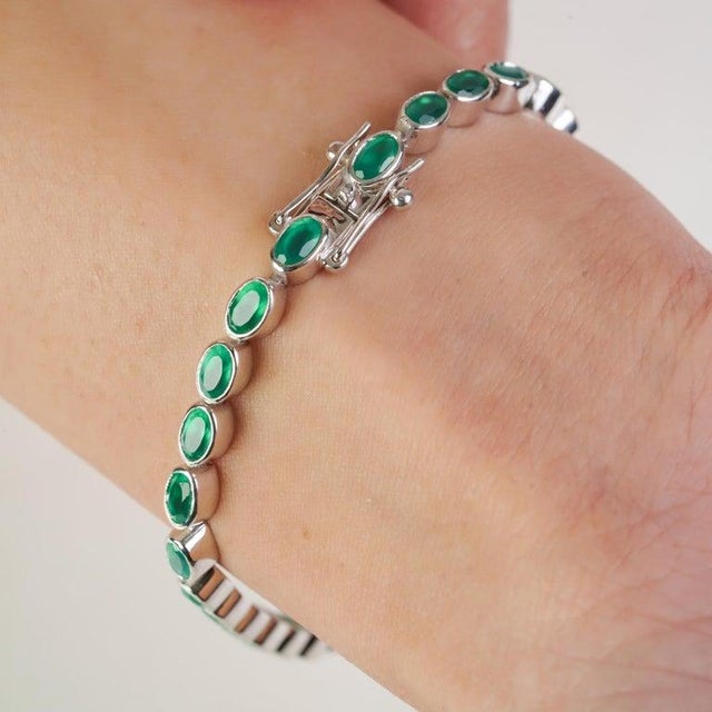Silver 925 Sterling Silver 8.2 Carat Green Onyx Bezel Set Tennis Bracelet For Sale - Image 8 of 11