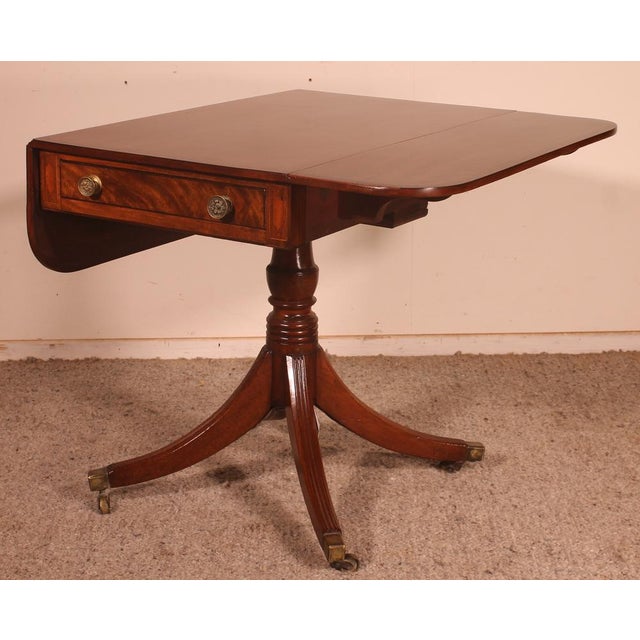 Small Pembroke Table in Mahogany, Early 19th Century For Sale - Image 4 of 13