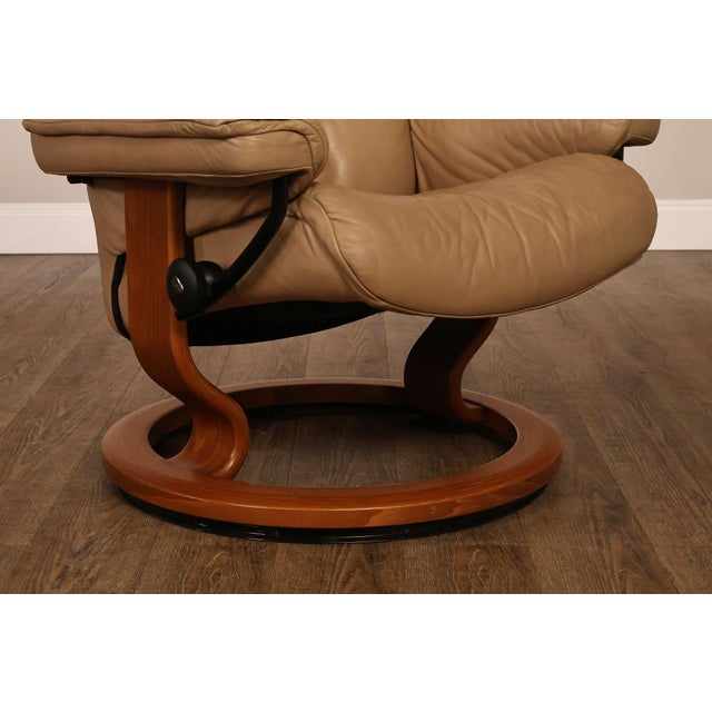 Ekornes Stressless Modern Leather Recliner And Ottoman For Sale - Image 14 of 18