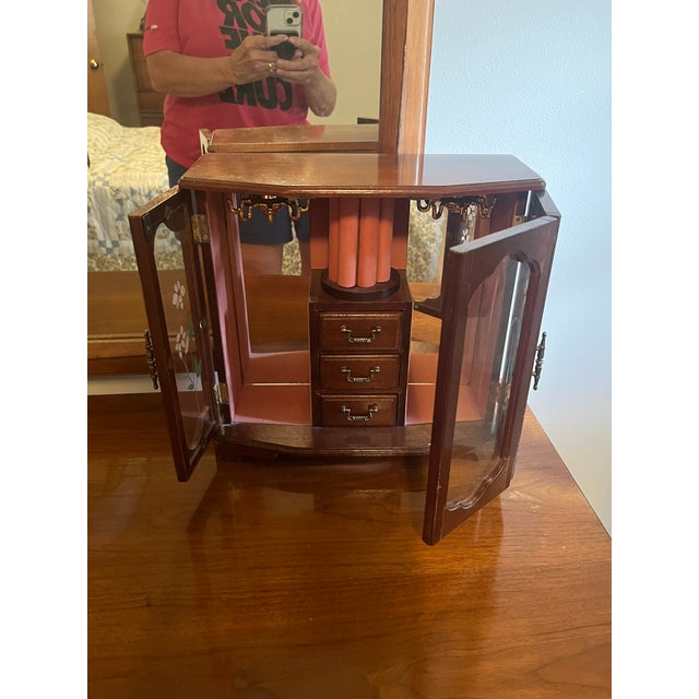 Traditional “Vintage 1980s Mahogany-Stained Jewelry Armoire Box With Dual Necklace Carousels & Painted Floral Glass Doors For Sale - Image 3 of 4