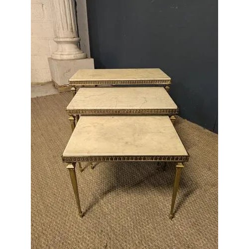 White Marble and Brass Nesting Tables, Set of 3, in Very Good conditions.
