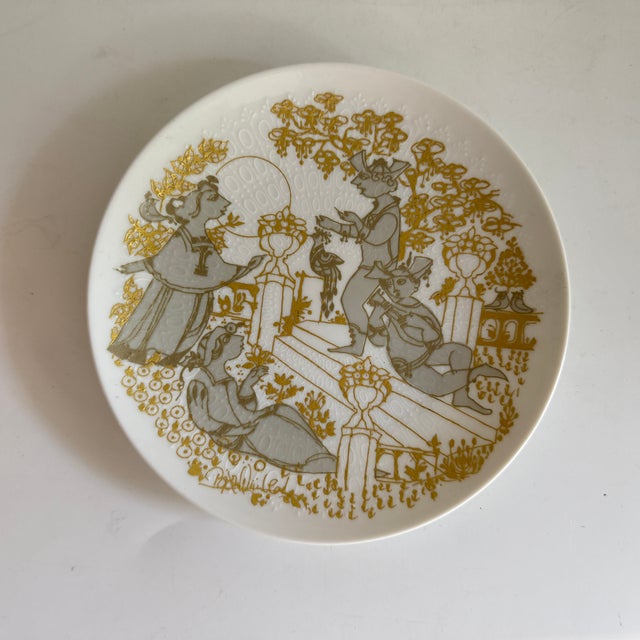 Rosenthal Serenade Plate No. IV by Bjørn Wiinblad for Rosenthal Classic Rose, Germany, 1990s For Sale - Image 4 of 4