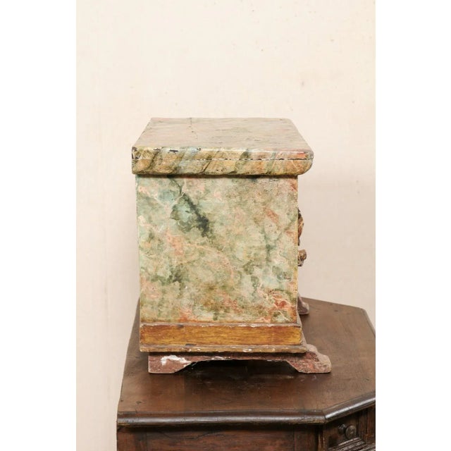 Green 18th Century Venetian Wood Box with Original Finish For Sale - Image 8 of 12