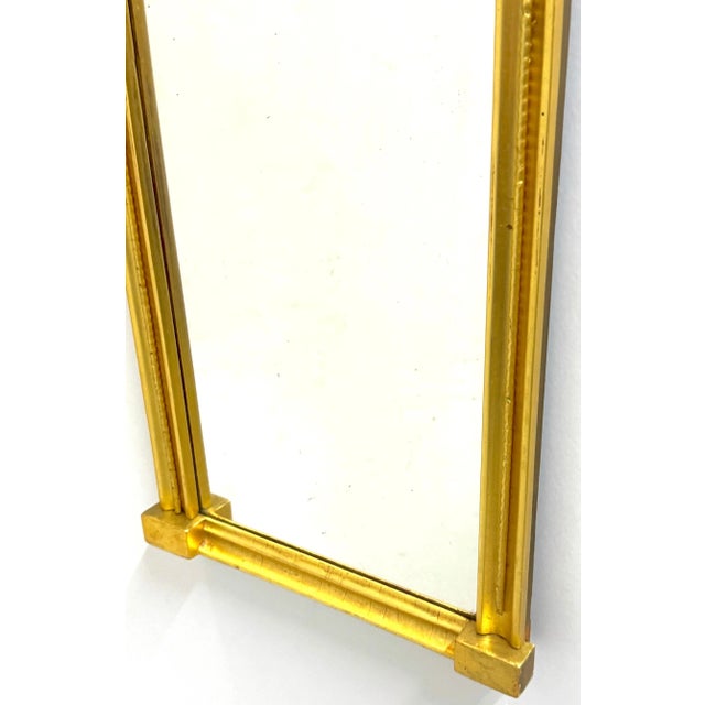 American Federal Églomisé and Giltwood Trapezoidal Pier Mirror For Sale - Image 10 of 10