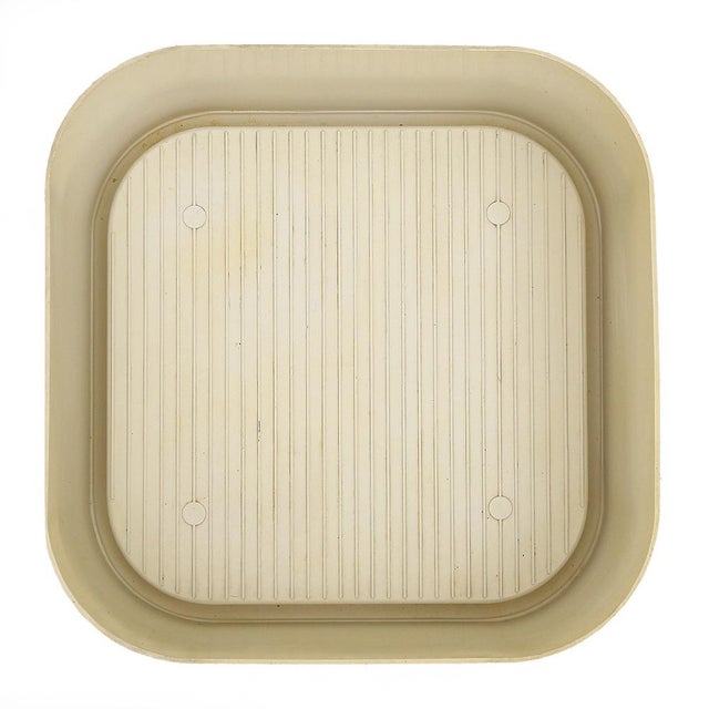 1970s Crescendo Planter in White Abs by Isao Hosoe for Bilumen, 1970s For Sale - Image 5 of 14