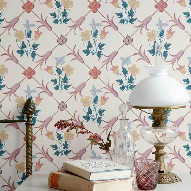 A fetching take on the trellis motif, Tessin was inspired by a Rococo print found in an 18th-century Swedish manor house....