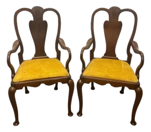 Vintage Kittinger Traditional Chippendale Style Mahogany Accent /Dining Chairs - Pair
