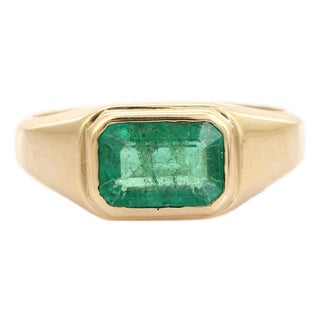 Zambian Emerald 14k Gold East West Signet Ring Size 5.5 For Sale