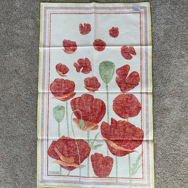 Beauvillé "Coquelicots Rouge" Silk Screen Hand-Printed French Tea Towel For Sale In Monterey, CA - Image 6 of 7