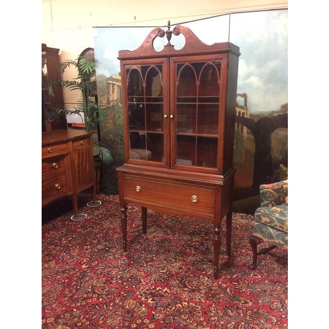 Traditional 1930s China Cabinet, Federal Style Cabinet For Sale - Image 3 of 9