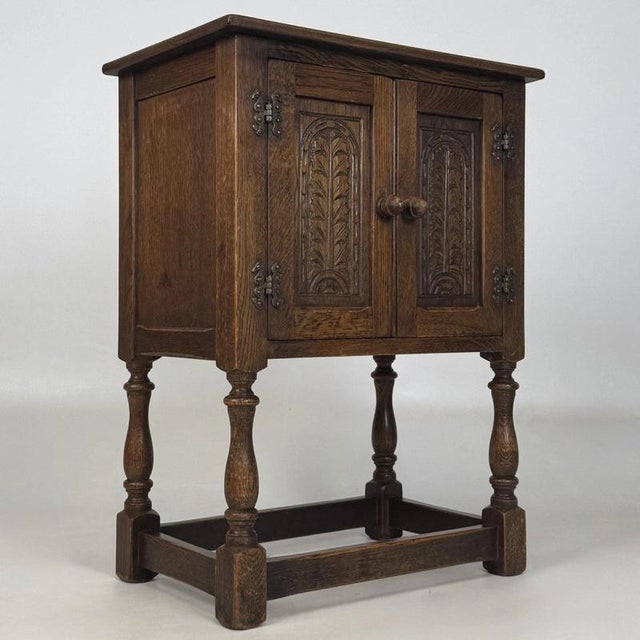 Small Antique English Oak Cabinet, 1900s For Sale - Image 9 of 11