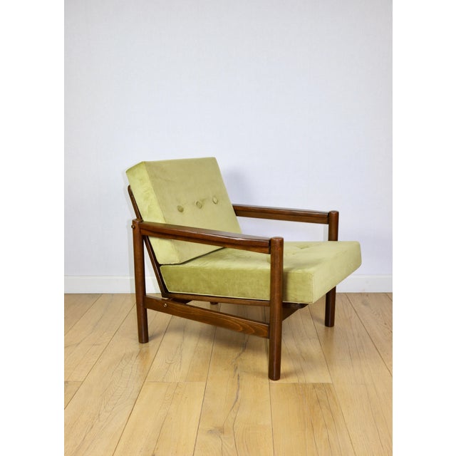 1970s Vintage Armchair in Olive Lemon Velvet, 1970s For Sale - Image 5 of 11