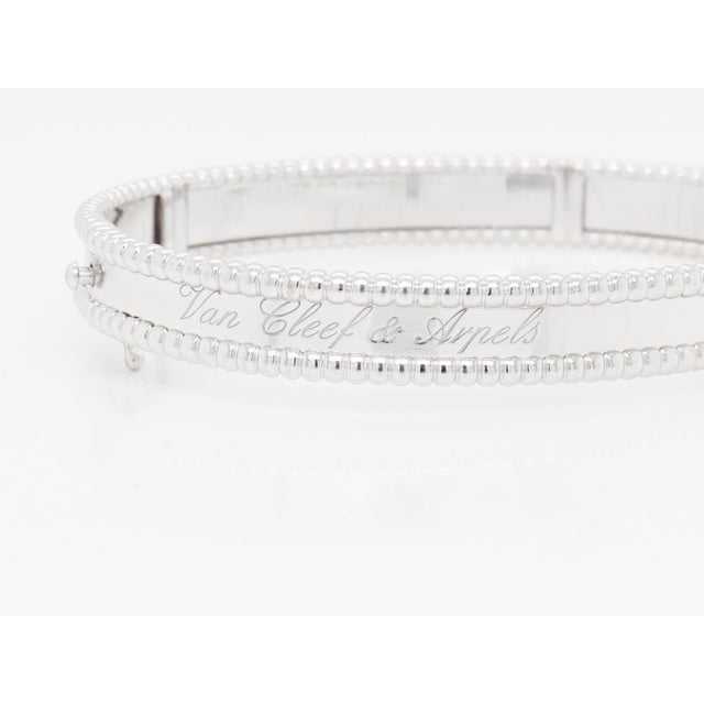 Van Cleef & Arpels Vca 18k White Gold Perlée Signature Bracelet, Medium Model For Sale - Image 12 of 15