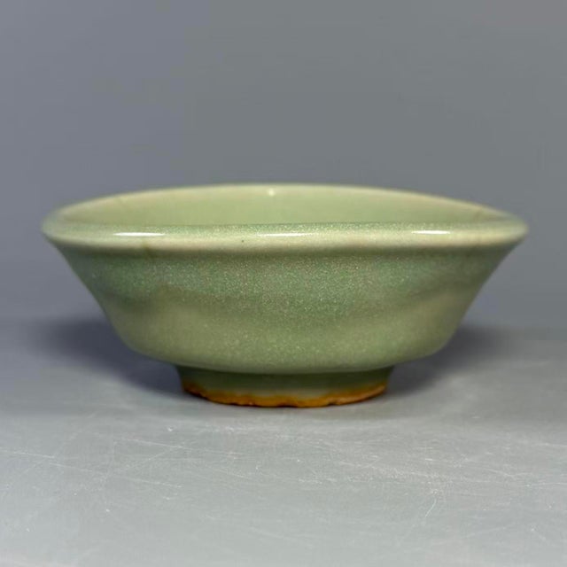 Chinese Longquan‑Style Celadon Shallow Decorative Bowl For Sale - Image 3 of 5