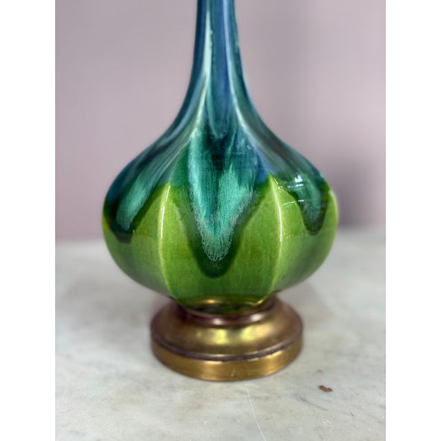 Royal Haeger Vintage Drip Glaze Ceramic Pottery Onion Shape Table Lamp For Sale - Image 4 of 7