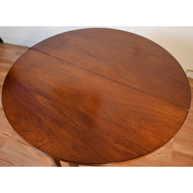 1910s Antique English Hepplewhite Mahogany Inlaid Console Table / Game Table For Sale - Image 9 of 10