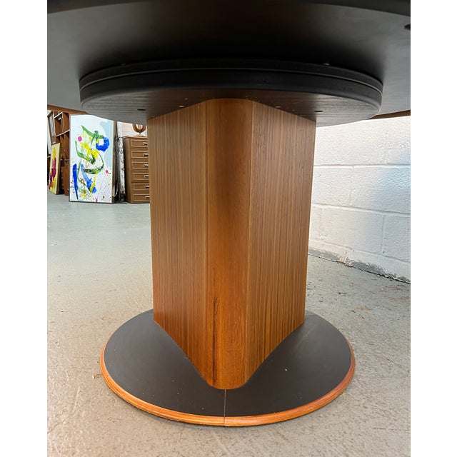 Late 20th Century Skovby Model Dc06 "Lotus" Expanding Circular Dining Table For Sale - Image 10 of 14