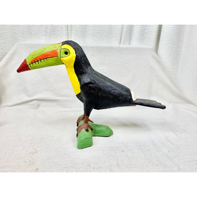 Vintage Papier-Mâché Toucan Bird For Sale - Image 4 of 11