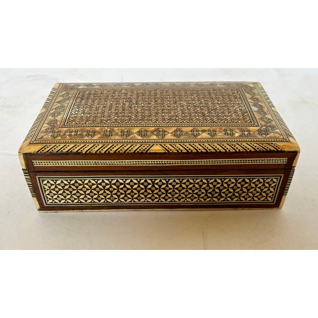 Mid 20th Century Vintage Inlaid Wood Mother of Pearl Jewelry Box For Sale - Image 4 of 12