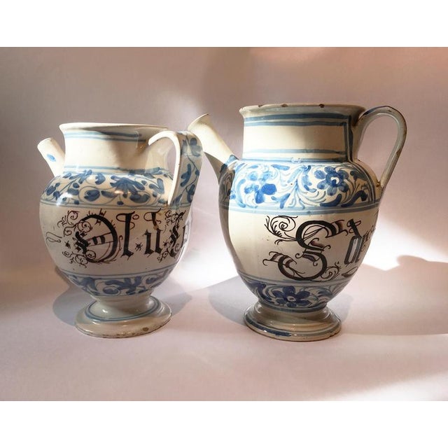 White and Blue Ceramic Pharmacy Carafes, Italy, Mid-18th Century, Set of 2 For Sale - Image 17 of 18