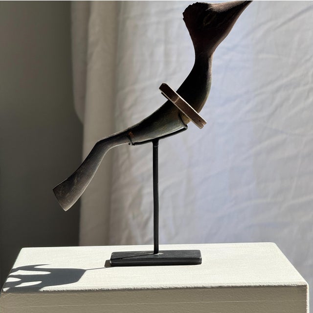 Traditional Indonesian Decorative Wooden Bird on a Base with a Crest and Rounded Wings For Sale - Image 10 of 16