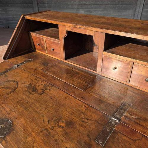 Antique Walnut Secretaire with Rocaille Bronze and Internal Compartment For Sale - Image 6 of 18