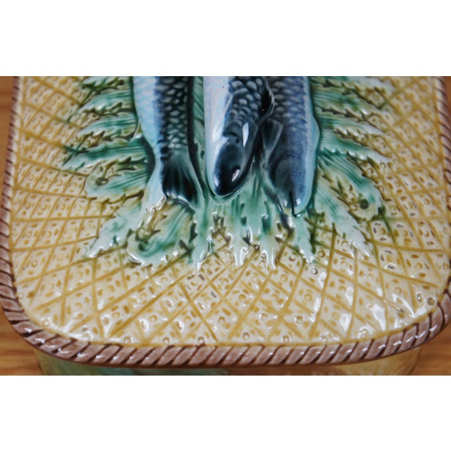 Antique Majolica Adams & Bromley Pineapple Basketweave Sardine Fish Box For Sale - Image 9 of 10