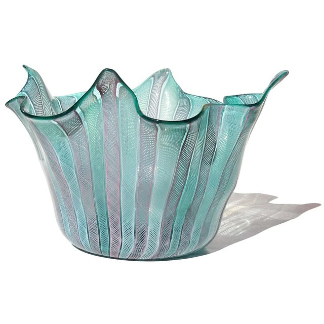 Murano Vintage Fratelli Toso Murano Large Ribbons Italian Art Glass Sculptural Fazzoletto Flower Vase Centerpiece Bowl For Sale - Image 4 of 11