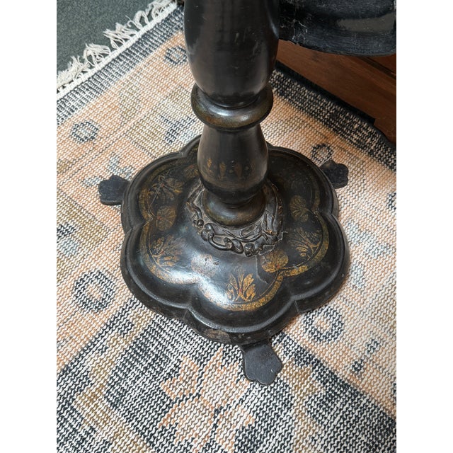 19th Century Victorian Tilt Top Pedestal Table For Sale - Image 11 of 12