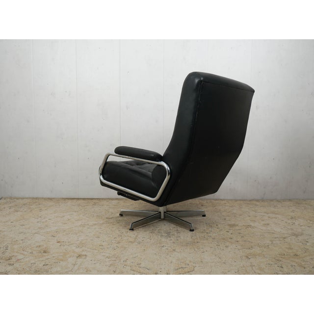 Mid-Century Modern Mid-Century Leather and Chrome Lounge Chair, 1960s For Sale - Image 3 of 7