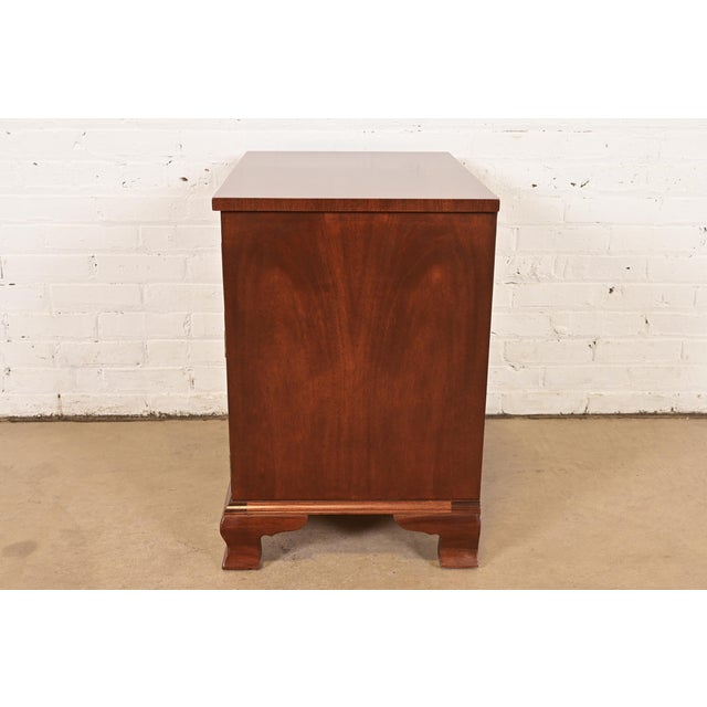 Baker Furniture Chippendale Carved Mahogany Nightstand, Newly Refinished For Sale - Image 13 of 15