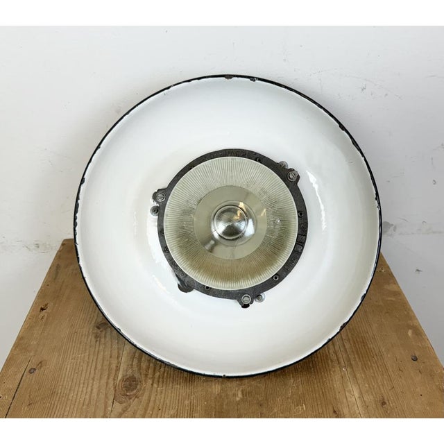 Industrial Green Enamel Factory Pendant Lamp in Cast Iron, 1960s For Sale - Image 13 of 16