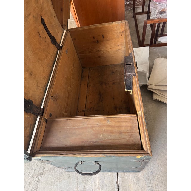 Metal Early 19th Century Swedish Painted Marriage Trunk From 1832 For Sale - Image 7 of 12