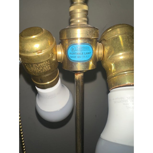 Mid 20th Century Hollywood Regency 4-Column Brass & Green Marble Floor Lamp For Sale - Image 9 of 10