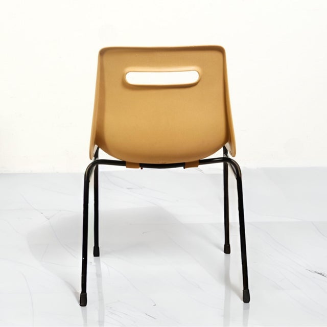 Vintage Chairs from Grosfillex, 1960s, Set of 15 For Sale - Image 12 of 18