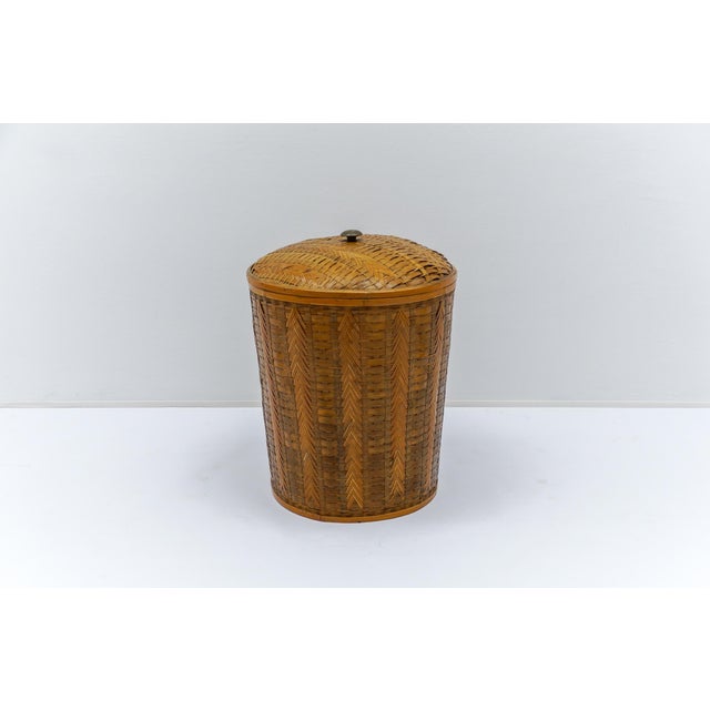 Awesome japanese bamboo wicker basket with lid, 1950s