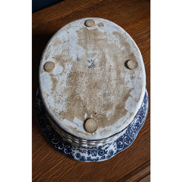 English Blue and White Transfer-Printed Pierced Pearlware Basket, 1800s For Sale - Image 4 of 6