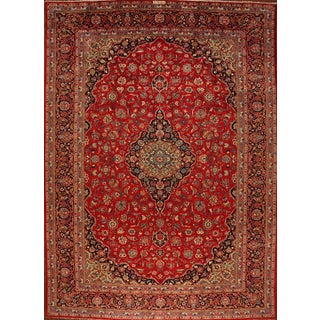 Middle Eastern Hand-Knotted Kashan Rug For Sale