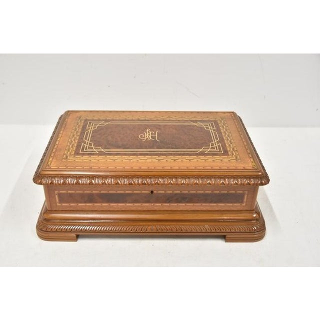 Arts & Crafts 1940s Large Hand Made Parquetry Inlaid Wood Cigar Humidor For Sale - Image 3 of 13