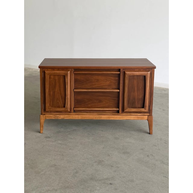 Mid-Century Modern 1960s Walnut & Oak Compact Credenza For Sale - Image 3 of 10