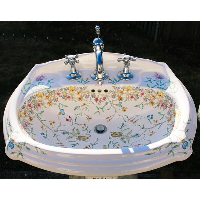 2000 - 2009 Early 21st Century Kohler Artist Edition English Trellis Porcelain Pedestal Sink & Toilet - Set of 2 For Sale - Image 5 of 13