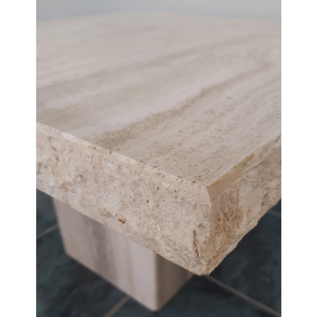 Late 20th Century Italian Marble Coffee Tables With Chiseled Edge - Set of 2 For Sale In Tampa - Image 6 of 9