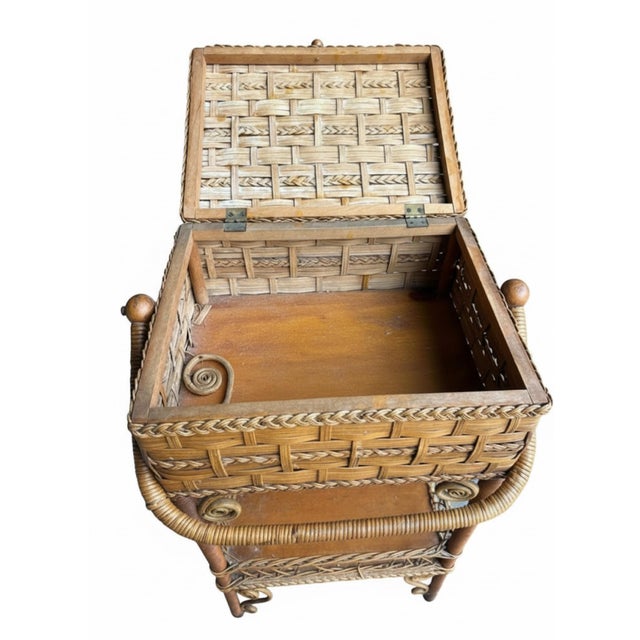 1900s Antique Heywood Brothers & Wakefield Co. Wicker Sewing Basket Stand For Sale In Greensboro - Image 6 of 10