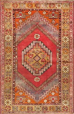 Vintage Sivas Coral/L. Gold Rug, 3' 7" X 5' 7"