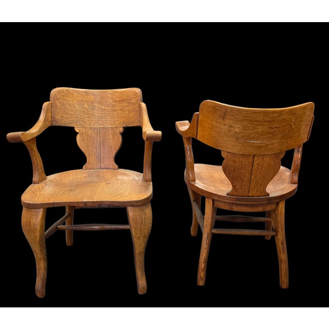Mid-Century Modern Pair of English Arts & Crafts Solid Quarter-Sawn Oak Armchairs, Early 20th Century For Sale - Image 3 of 9