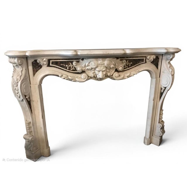 Italian Neoclassical Marble Fireplace with Lion Head Motif, 1930 For Sale - Image 6 of 7