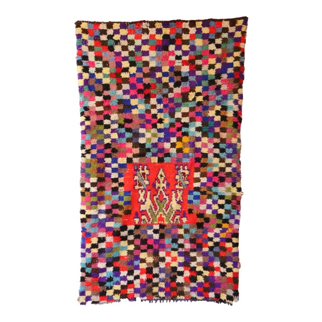 Moroccan Vintage Rug - 4'0" X 6'11" Ft For Sale