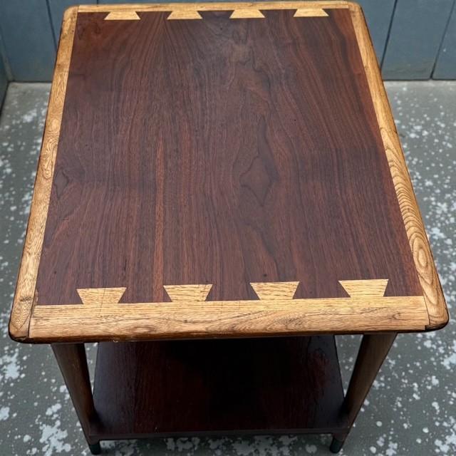 Mid-Century Modern 1967 Lane Acclaim Model 900-05 End Table by Andre Bus – Mid-Century Classic For Sale - Image 3 of 7